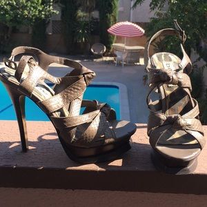 Bebe heels sz5